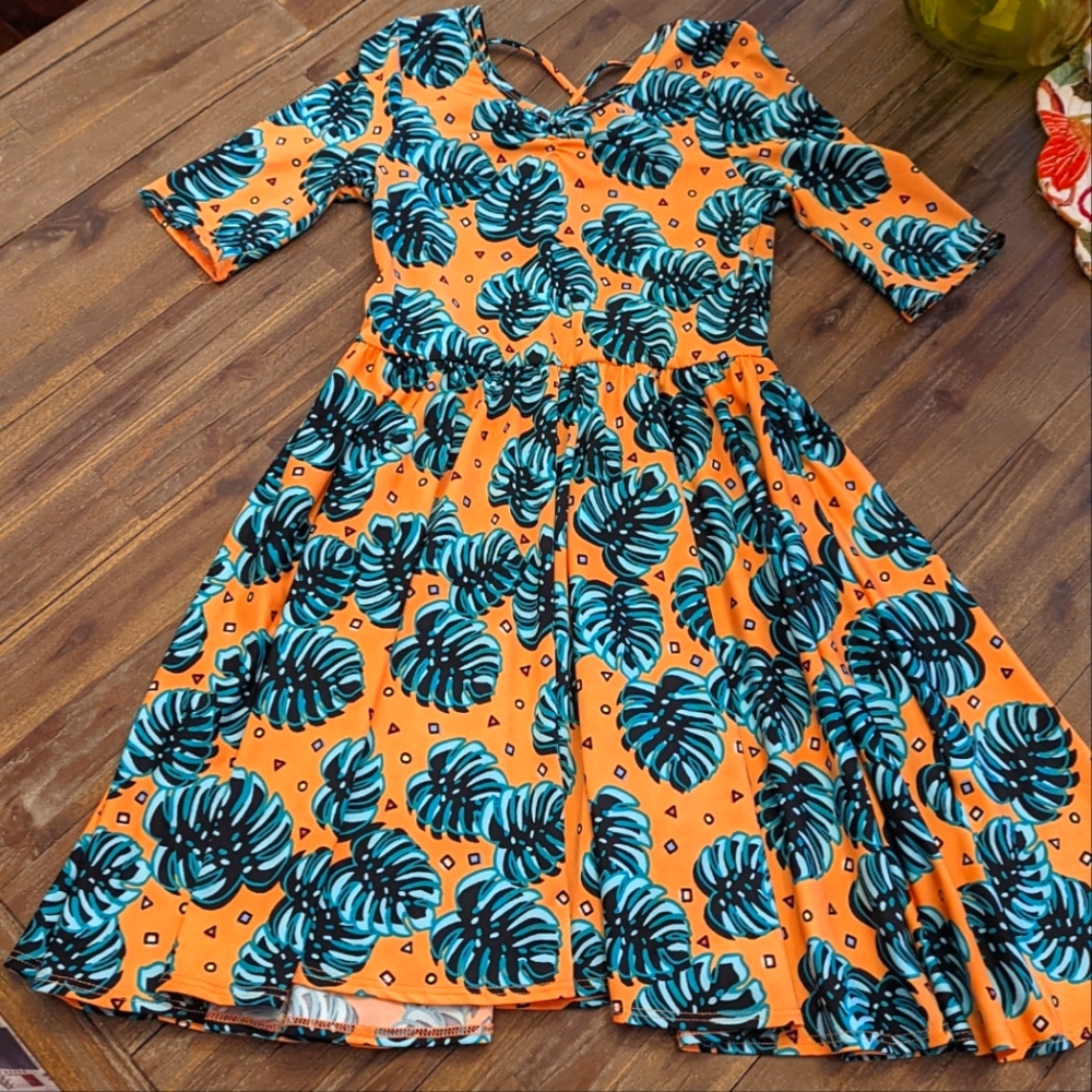 Ballerina Fit Dot Dot Smile Dress